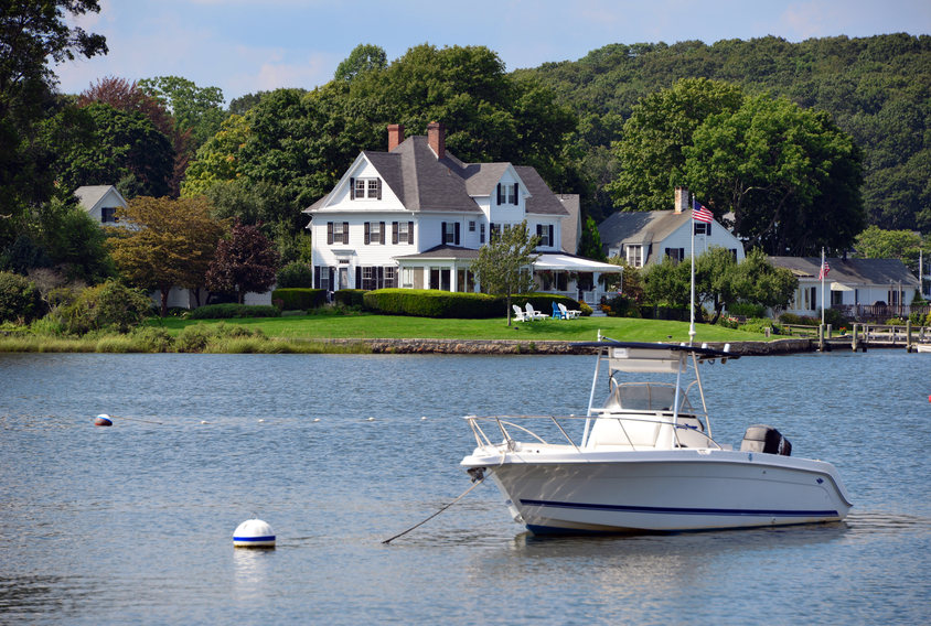 Waterfront luxury house dredging